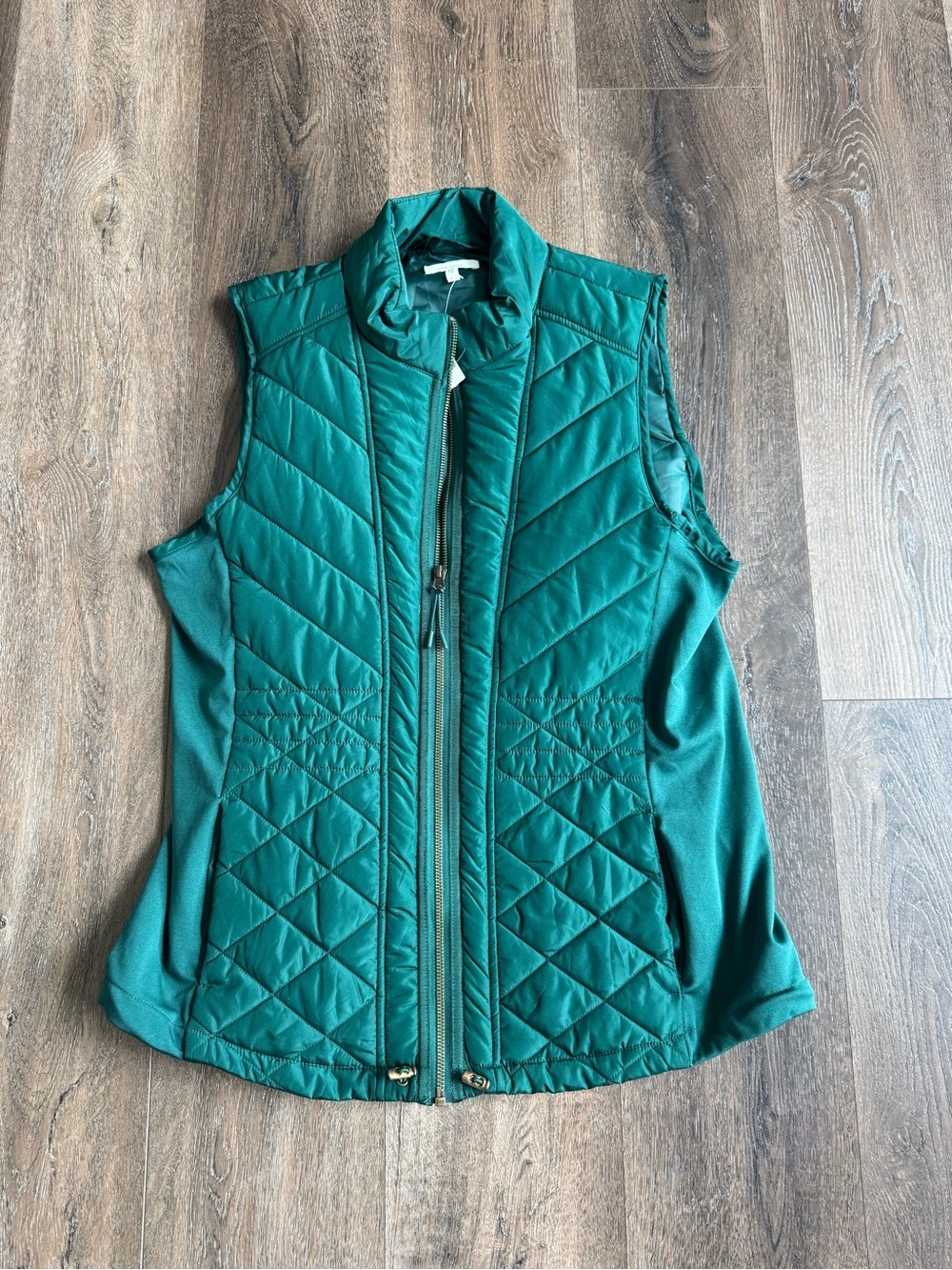 Maurices Quilted Sleeveless Vest in Green Women’s Size Large